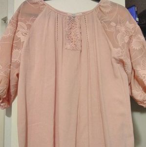 Adorable blush blouse